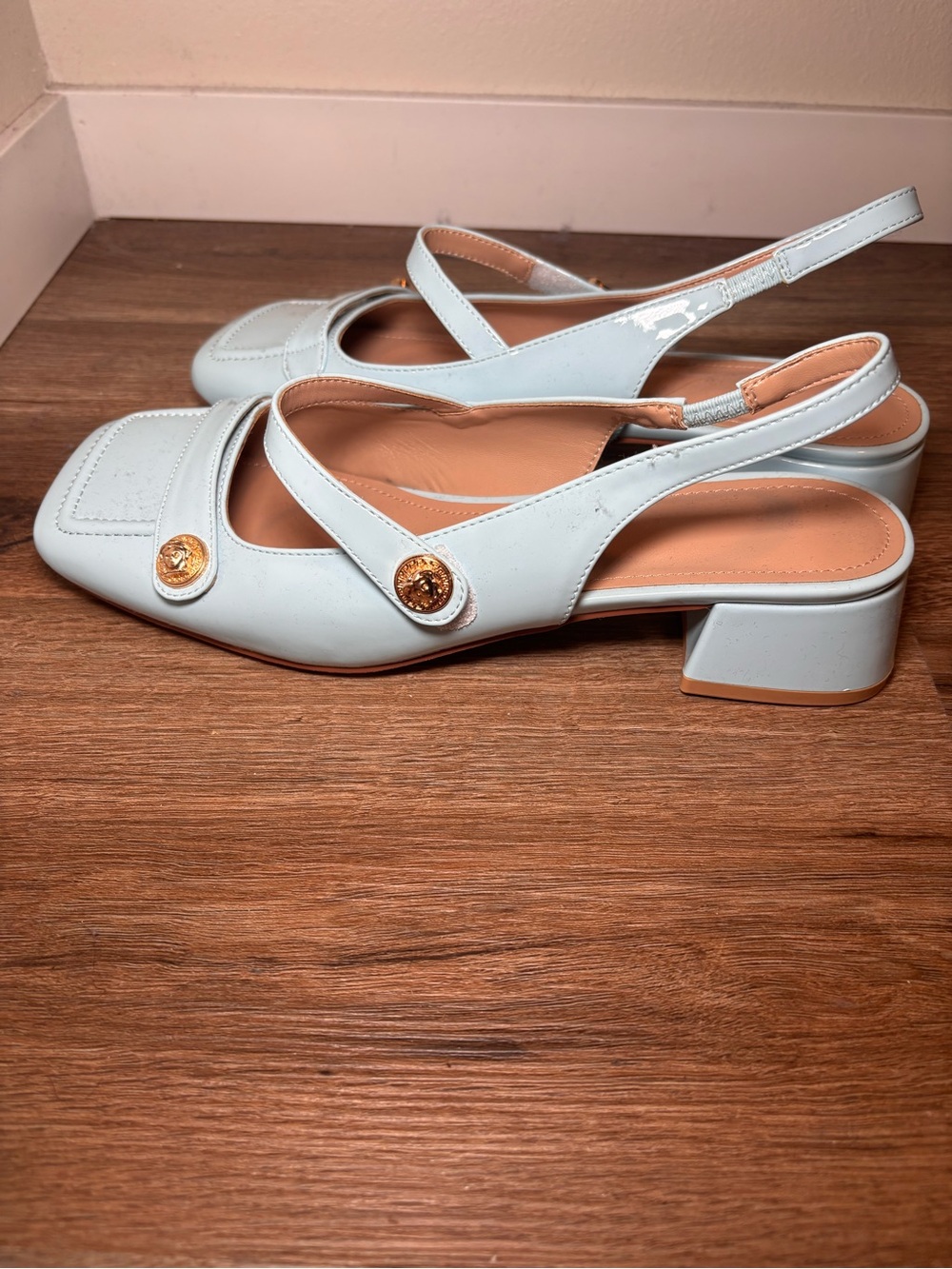 Classic Slingback Block Heel Pumps in Light Blue Women’s size 9